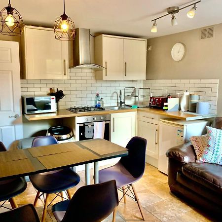 Central City Garden Apartment Cardiff Ngoại thất bức ảnh